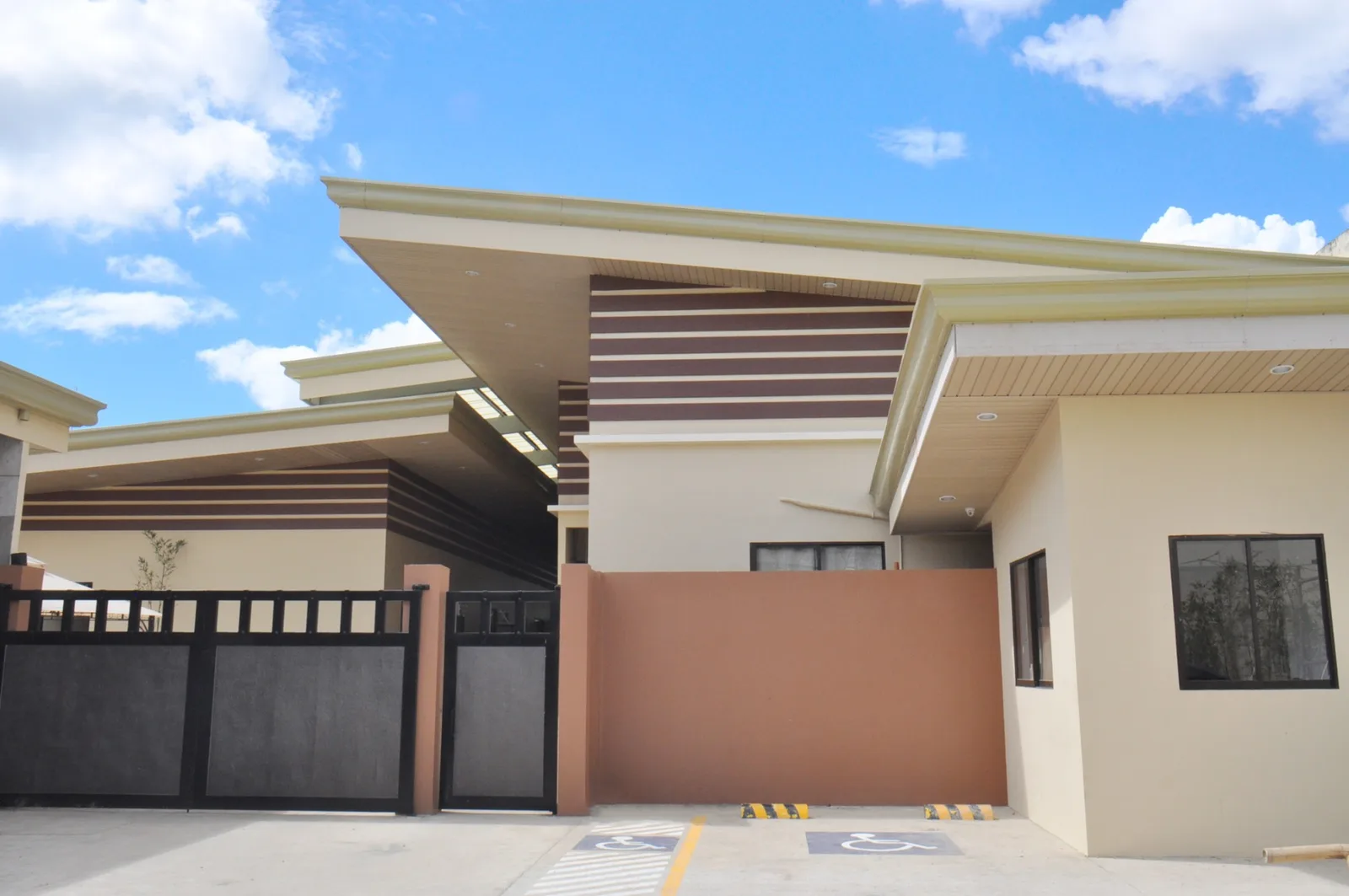 A photo of I.BREEZE International Academy